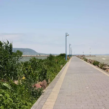 Holiday home In Balatonmariafuerdo 33086 Balatonkeresztur
