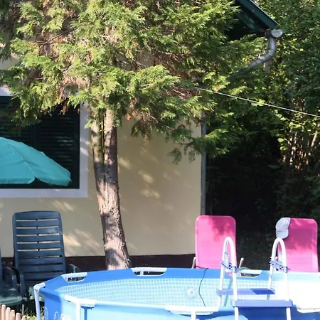 Holiday home In Balatonmariafuerdo 33086 Balatonkeresztur